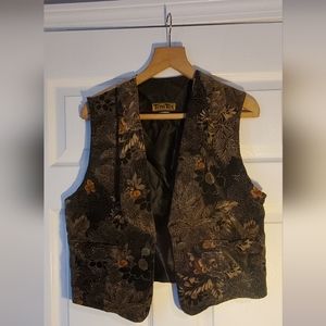Velvet floral vest